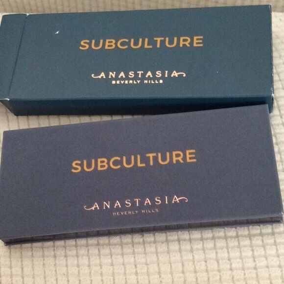 New ANASTASIA Subculture Palette - Picture 3 of 7